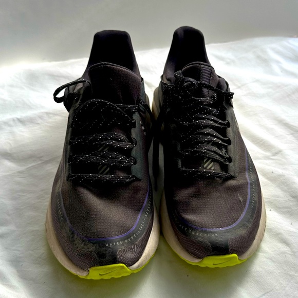 Original Nike Legend React Shoes size 7.5 - Picture 2 of 7